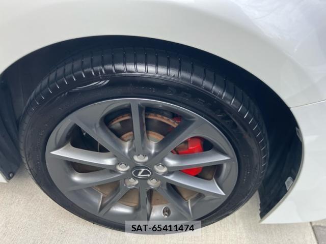 Lexus CT 2011-10 8230599-8