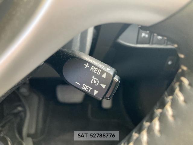 Lexus CT 2012-07 8230598-19