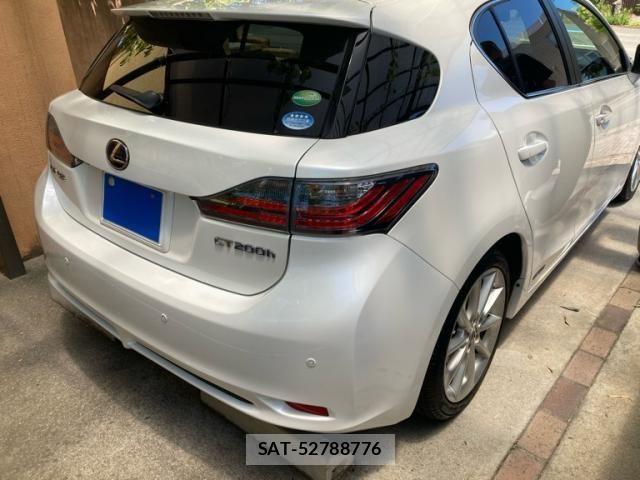 Lexus CT 2012-07 8230598-2