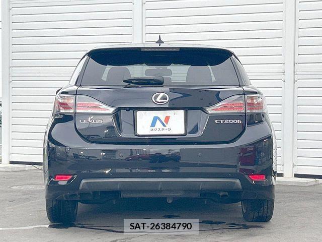 Lexus CT 2011-05 8245694-17