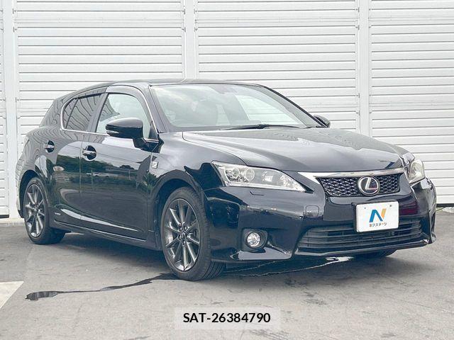 Lexus CT 2011-05 8245694-18