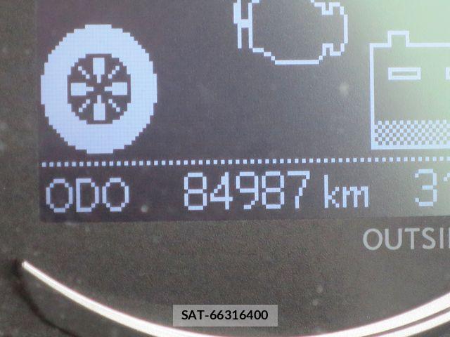 Lexus CT 2011-04 8245693-29