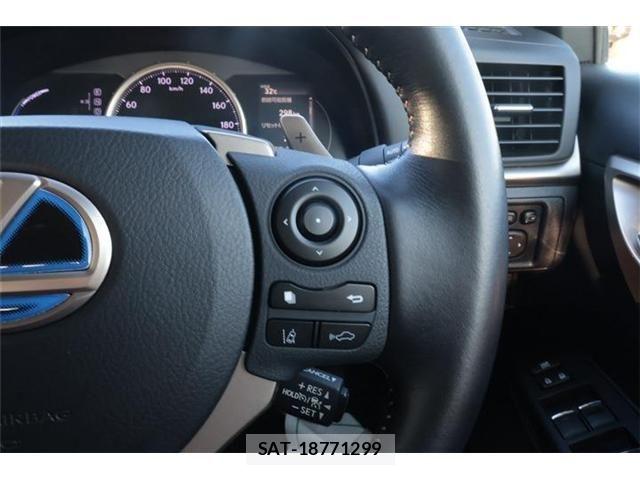 Lexus CT 2018-09 8245692-25