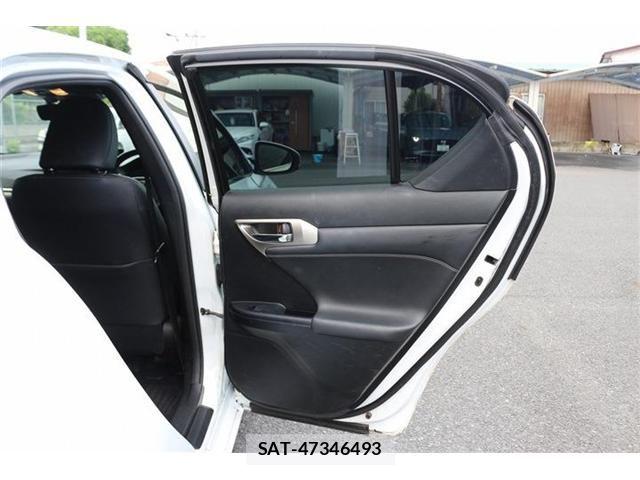 Lexus CT 2018-02 8315151-25