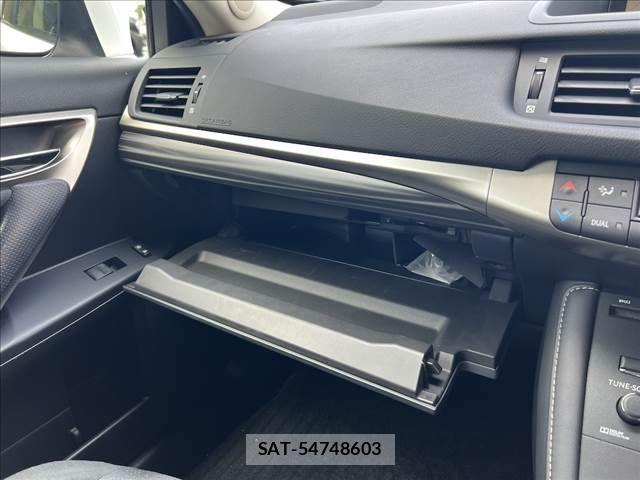 Lexus CT 2019-01 8315152-20