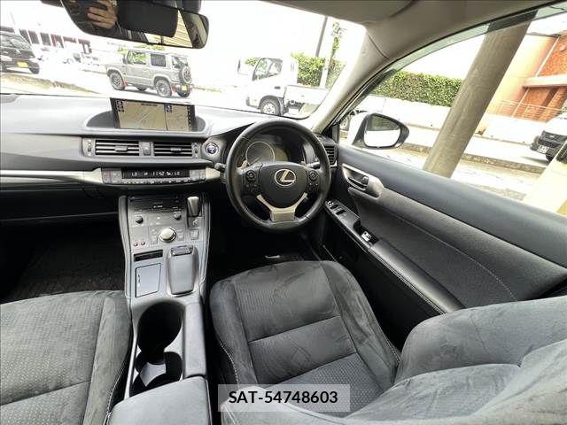 Lexus CT 2019-01 8315152-25