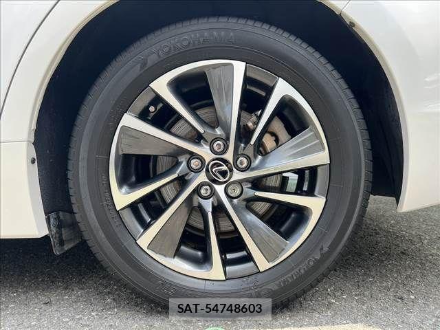 Lexus CT 2019-01 8315152-5
