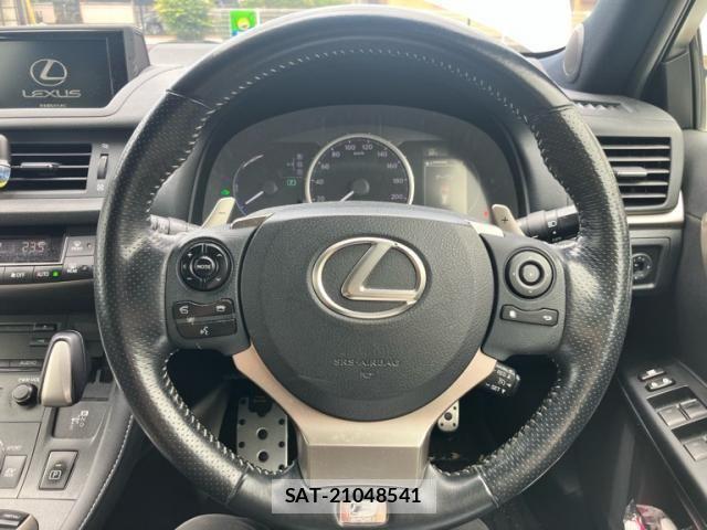 Lexus CT 2014-04 8315156-16