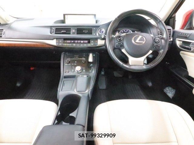 Lexus CT 2017-09 8336526-2