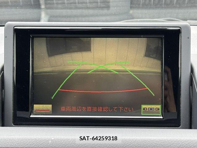 Lexus CT 2011-08 8336525-12