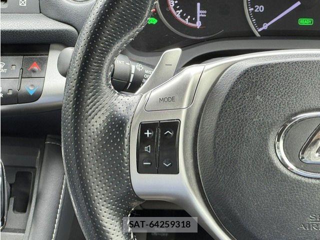 Lexus CT 2011-08 8336525-18