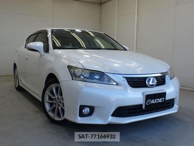 Lexus CT 2012-04 8354832-0