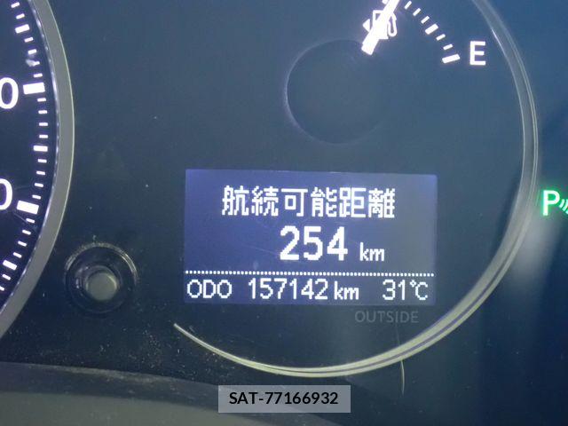 Lexus CT 2012-04 8354832-13