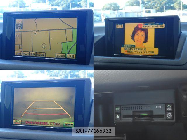 Lexus CT 2012-04 8354832-16