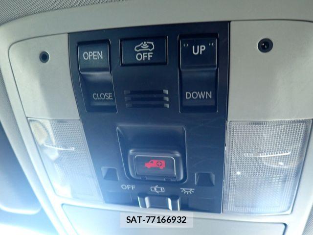 Lexus CT 2012-04 8354832-18