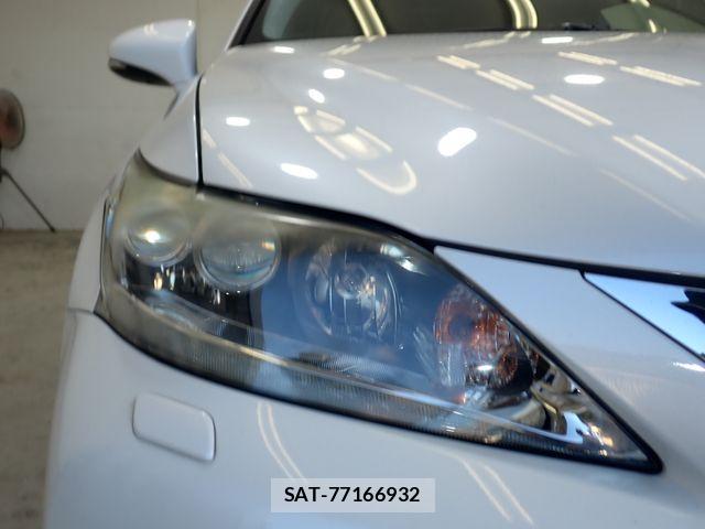 Lexus CT 2012-04 8354832-8