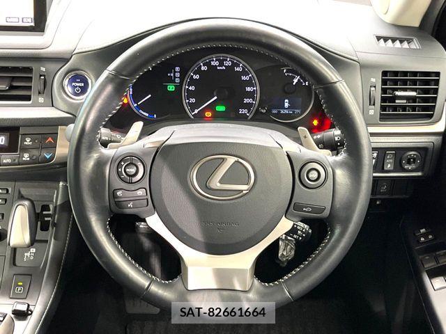 Lexus CT 2016-04 8354834-10