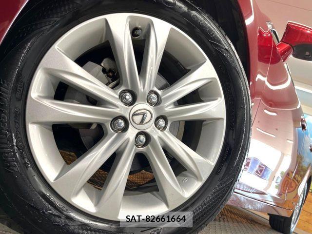 Lexus CT 2016-04 8354834-12