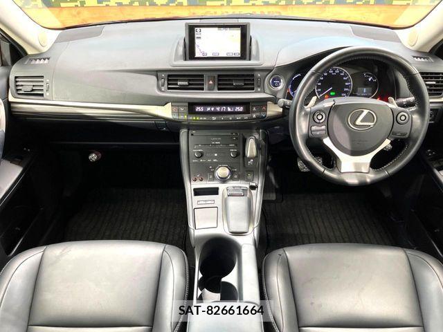 Lexus CT 2016-04 8354834-1