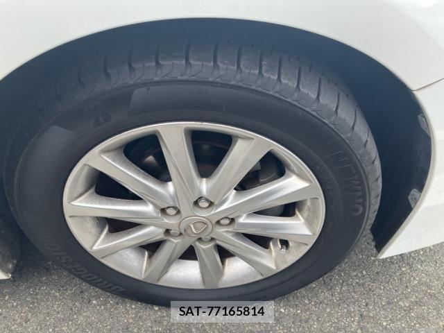 Lexus CT 2013-09 8366693-9