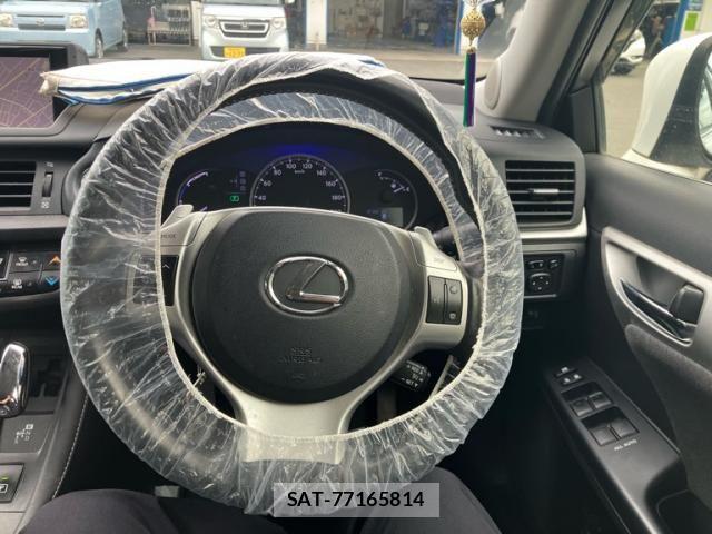 Lexus CT 2013-09 8366693-19