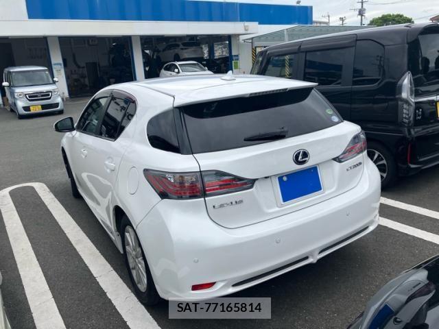 Lexus CT 2013-09 8366693-5