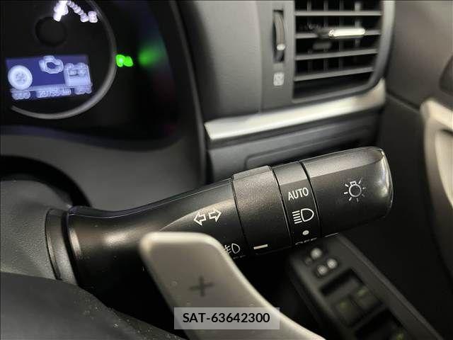 Lexus CT 2012-02 8366687-15