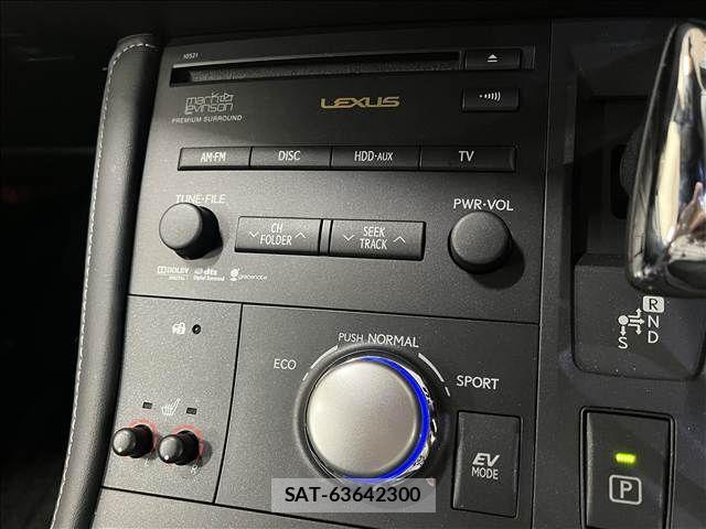 Lexus CT 2012-02 8366687-24