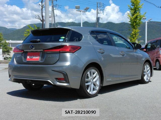 Lexus CT 2018-03 8366689-5