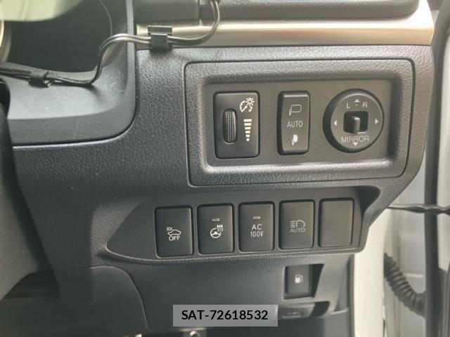 Lexus CT 2018-01 8366690-12