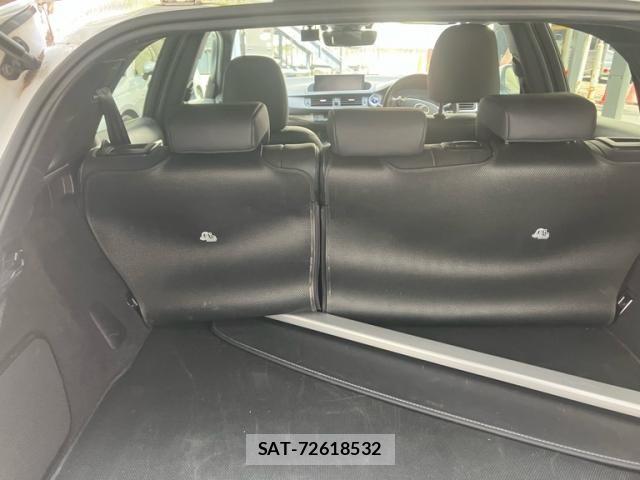 Lexus CT 2018-01 8366690-7