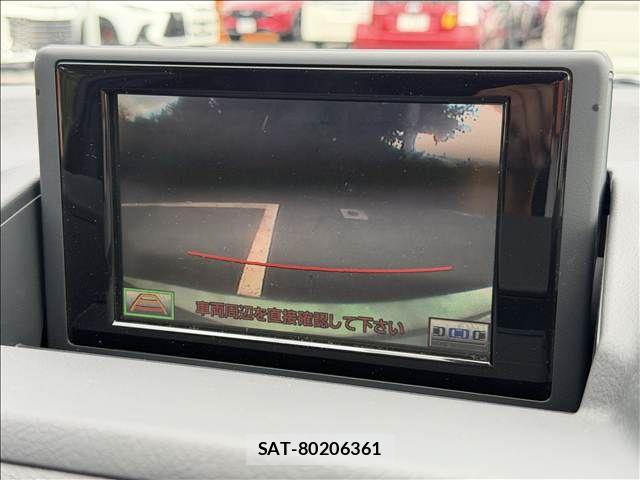 Lexus CT 2011-02 8413256-11