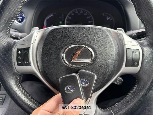 Lexus CT 2011-02 8413256-17