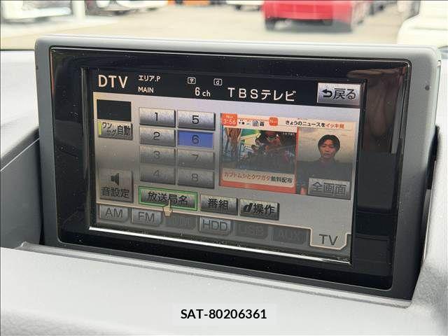 Lexus CT 2011-02 8413256-2