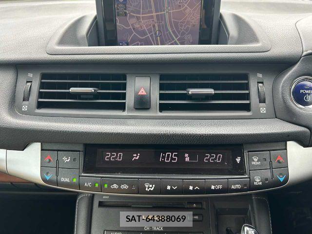 Lexus CT 2013-01 8413255-9