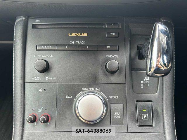 Lexus CT 2013-01 8413255-12