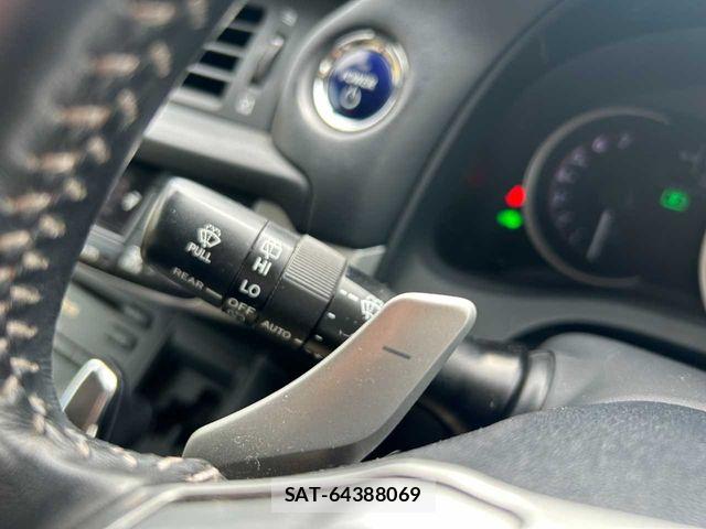 Lexus CT 2013-01 8413255-16