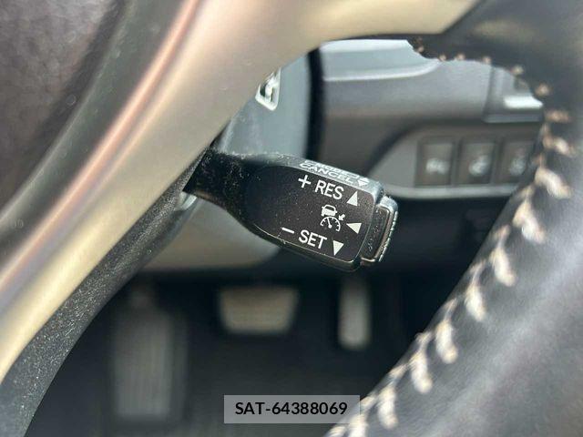 Lexus CT 2013-01 8413255-18