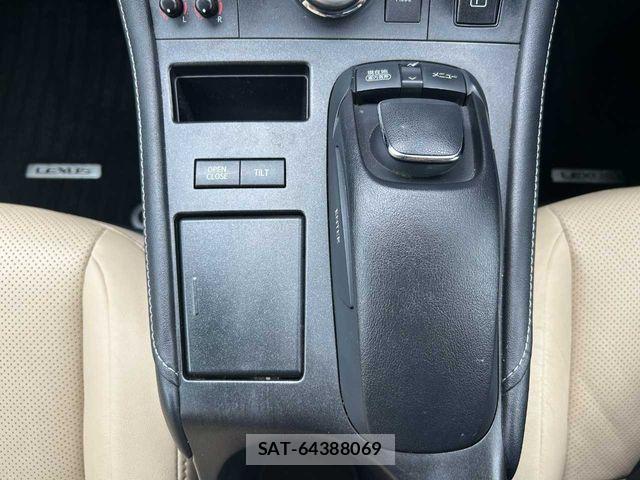 Lexus CT 2013-01 8413255-21