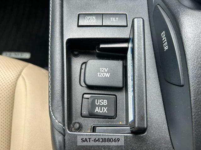 Lexus CT 2013-01 8413255-23