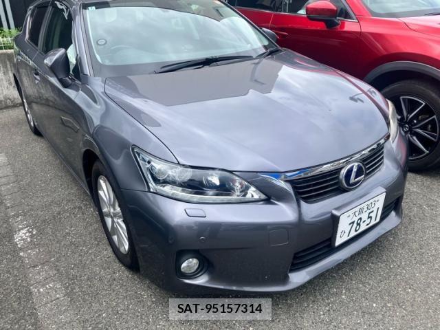 Lexus CT 2012-02 8413260-0