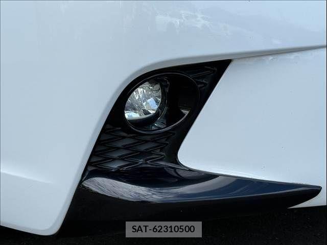 Lexus CT 2015-06 8438337-22