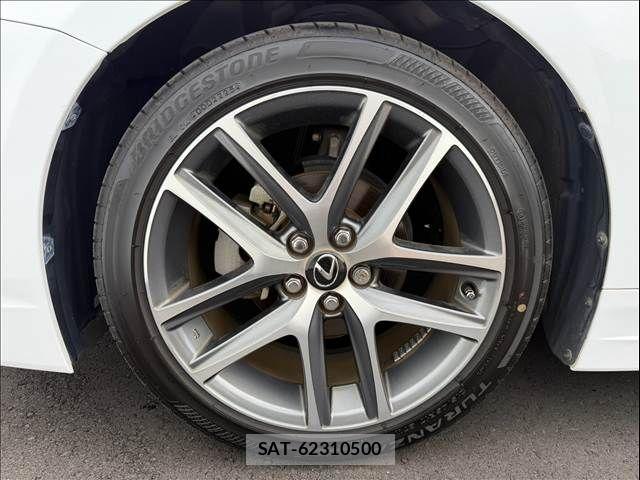 Lexus CT 2015-06 8438337-27