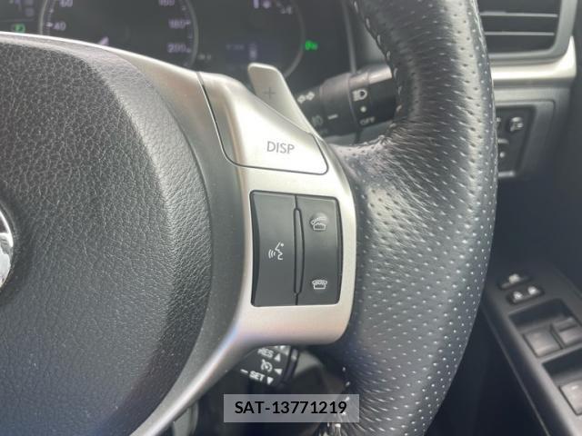 Lexus CT 2011-01 8438346-16