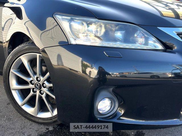 Lexus CT 2013-03 8438338-14