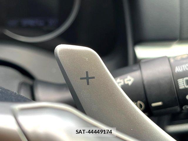 Lexus CT 2013-03 8438338-4