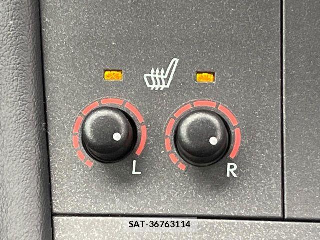 Lexus CT 2013-12 8457794-9