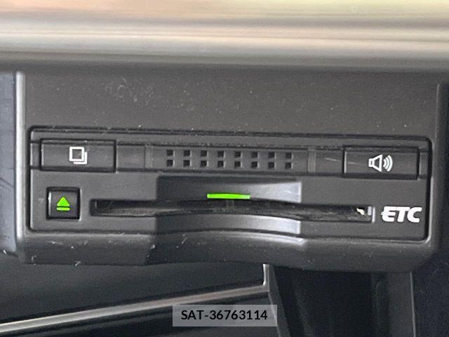 Lexus CT 2013-12 8457794-6