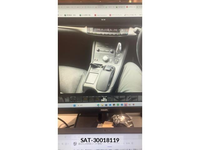 Lexus CT 2011-09 8457795-18