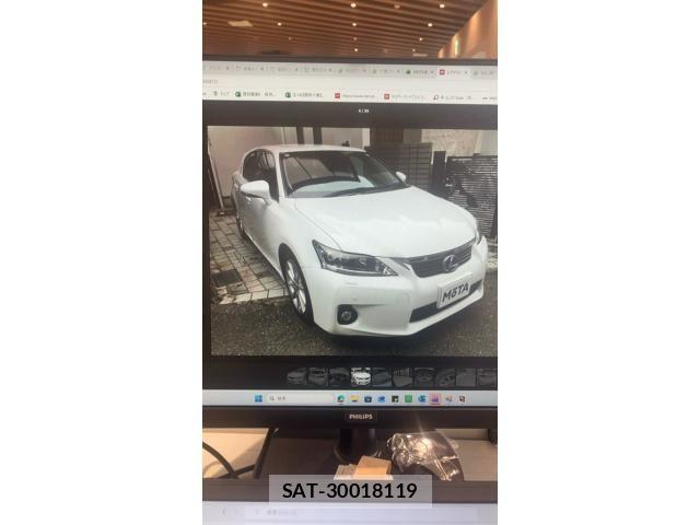 Lexus CT 2011-09 8457795-4